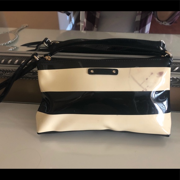 Kate Spade Crossbody - Picture 2 of 8